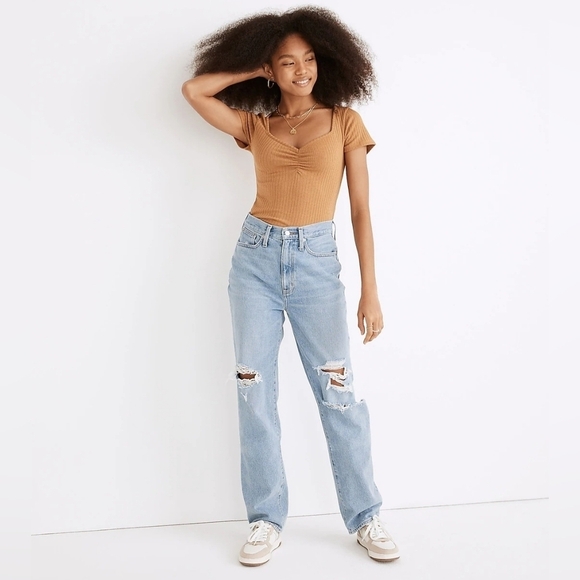 Madewell Baggy Straight Jeans in Earlhurst Wash: Ripped Edition - Picture 1 of 9